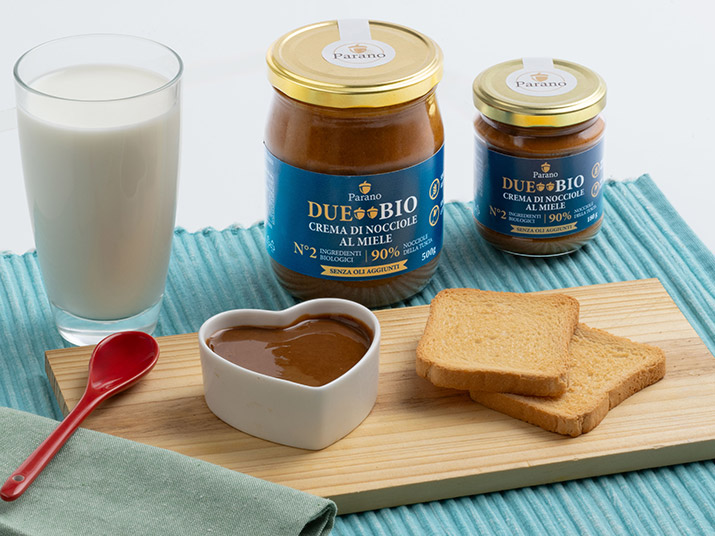 DueBIO - Crema spalmabile di nocciola e fette biscottate
