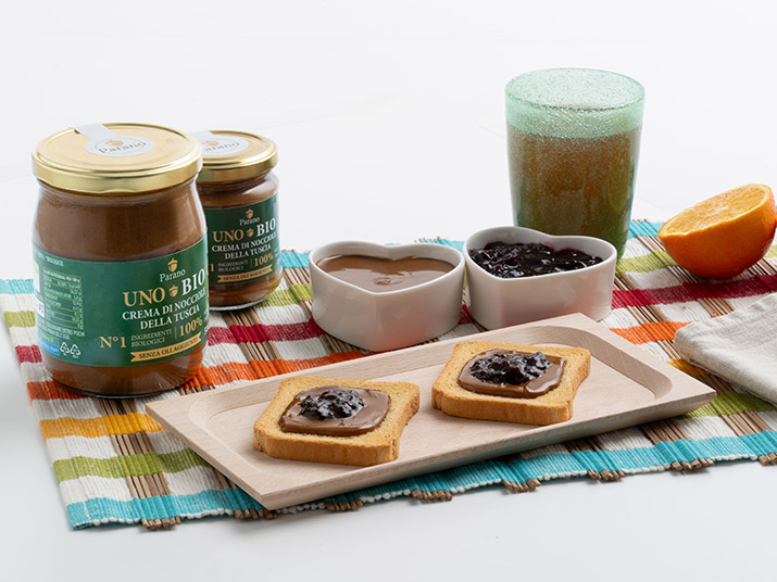 UnoBIO - pasta di nocciole biologiche per la colazione